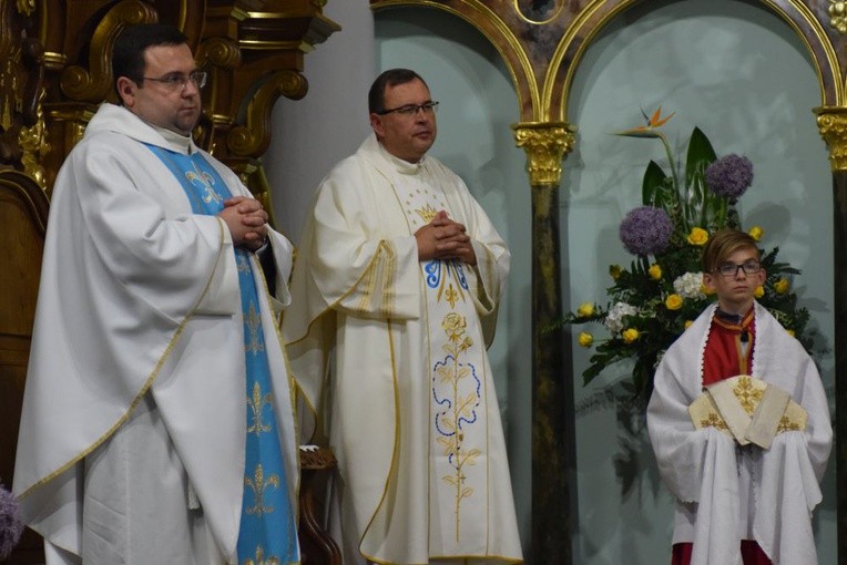 20-lecia parafii pw. Najświętszego Zbawiciela i Matki Bożej z Góry Karmel w Strzegomiu.