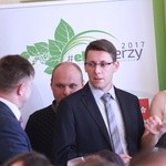 Bp Czesław Stanula uhononorowany przez Szerzyny