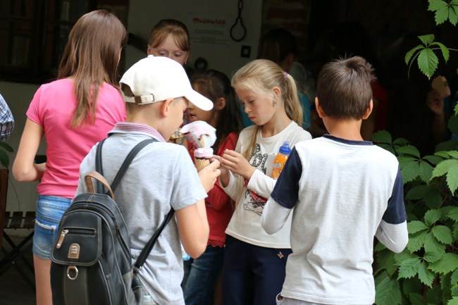 Dzieci z Rudek w radomskim skansenie