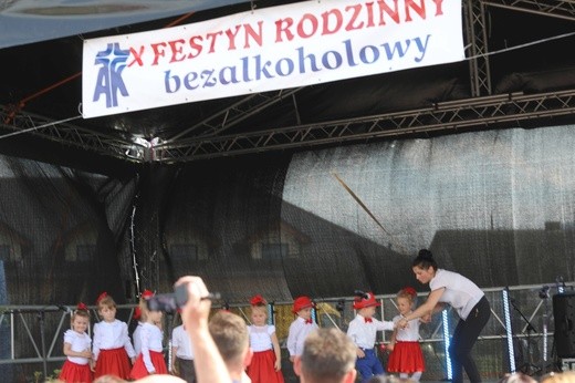 10. rodzinny festyn bezalkoholowy w Lipowej - 2017