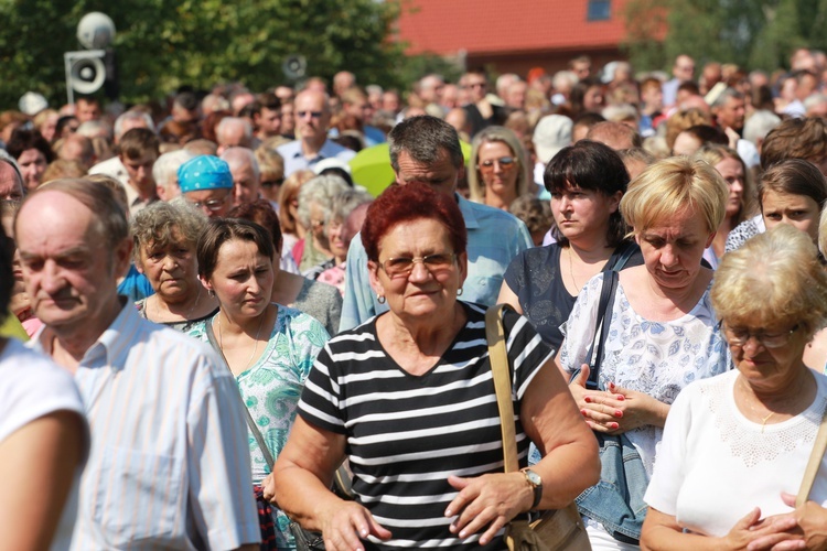 Droga Krzyżowa w Wał Rudzie