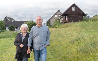 Marianna i Krzysztof Palewiczowie znaleźli w Półkotach swoje miejsce na ziemi.