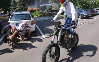 Studencki motocykl elektryczny