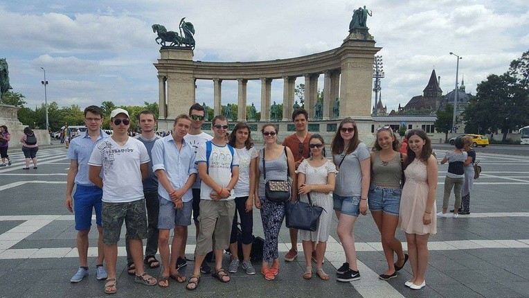 Młodzież ze Smolnicy na Węgrzech 