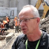 Na terenie więzienia przy Rakowieckiej znaleziono ludzkie szczątki