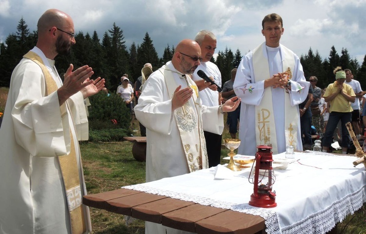 Krawców Wierch - 5. Ewangelizacja w Beskidach