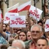 Opozycja wciąż protestuje