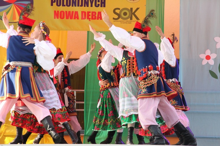 Festiwal folklorystyczny w Nowej Dębie