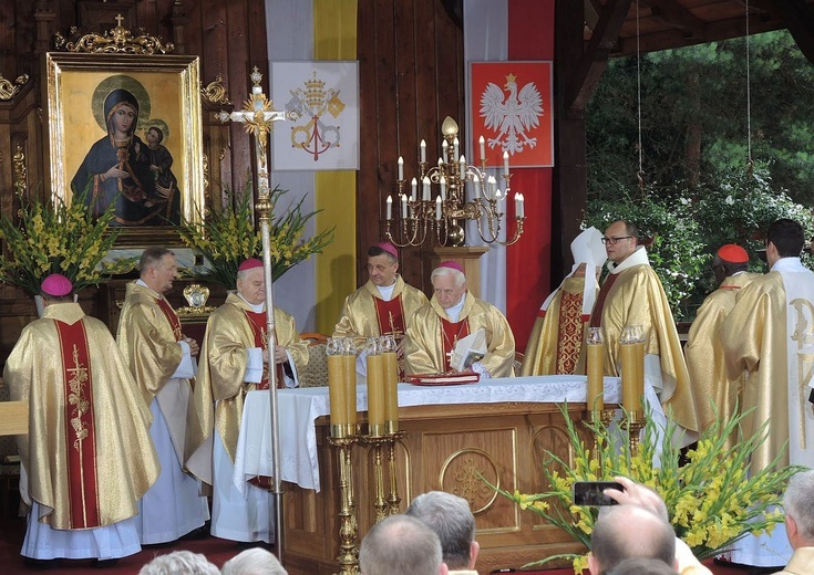 Świątynia w Rychwałdzie bazyliką!