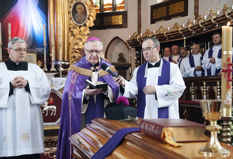 Pożegnanie śp. ks. Wojciecha Gappy cz. 1