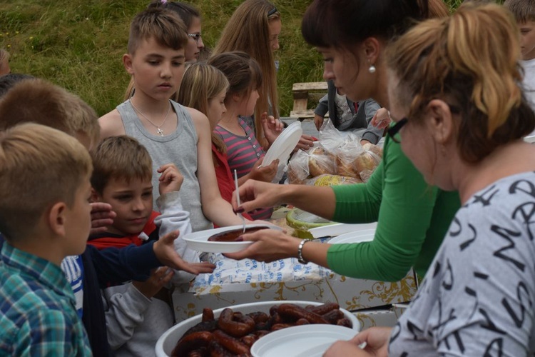 Wizyta młodzieży i dzieci z Białorusi w diecezji świdnickiej. 