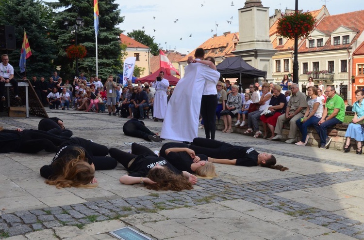 Z Ewangelią po Sandomierzu 