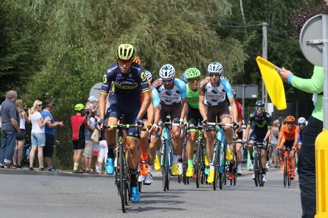 Peleton w Świątnikach Górnych