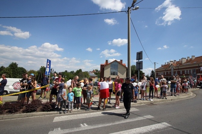 Peleton w Świątnikach Górnych