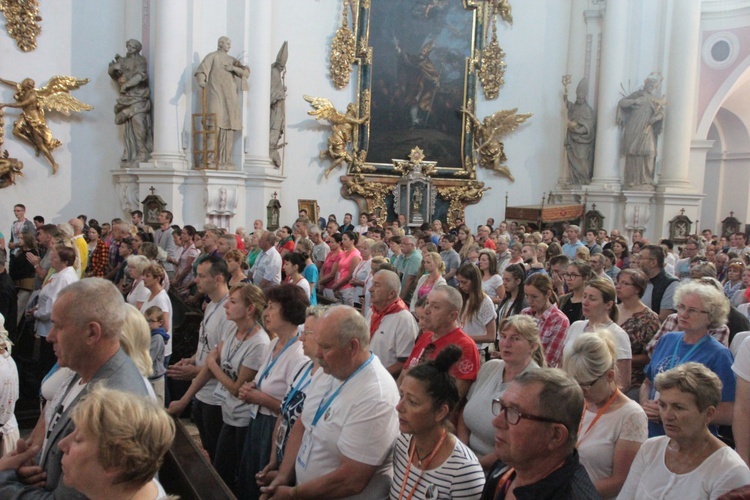 Pątnicy u św. Jadwigi Śląskiej