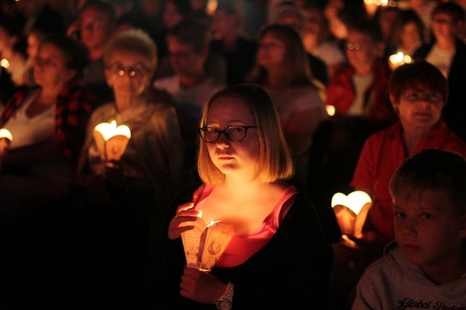 I rocznica ŚDM na Campus Misericordiae w Brzegach