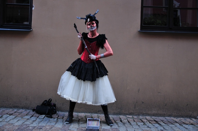 Istotą Carnavalu Sztukmistrzów jest zabawa, która zbliża ludzi