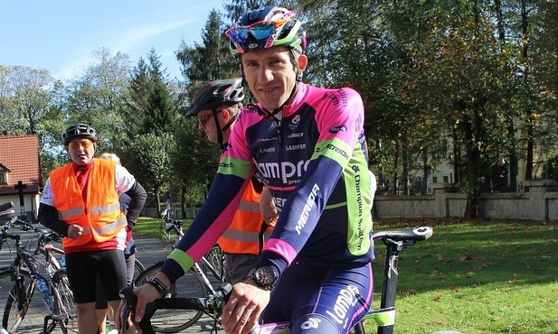 Przemysław Niemiec w Pisarzowicach w roku 2014 w stroju grupy Lampre Merida - dziś UAE Team Emirates