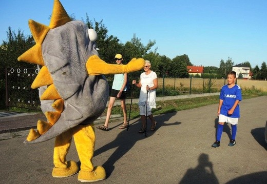 9. Biesiada Fundacji "Krzyż Dziecka" w Pisarzowicach