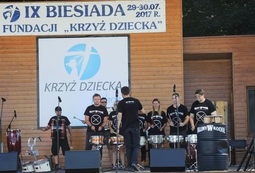 9. Biesiada Fundacji "Krzyż Dziecka" w Pisarzowicach