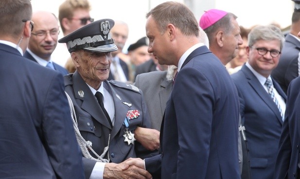 Prezydent: Wydarzenia sprzed 73 lat kształtują dziś postawę gotowości do służby ojczyźnie