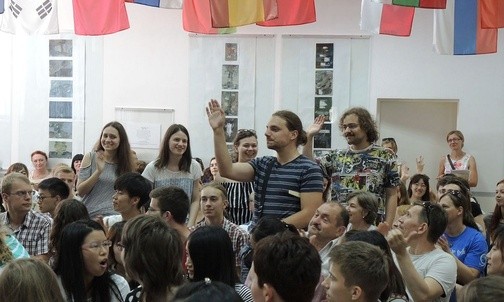 Prezentacja studentów z poszczególnych krajów