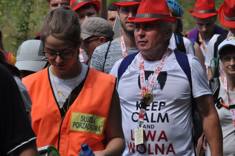 Pielgrzymka Piesza na Jasną Górę - drugi dzień drogi