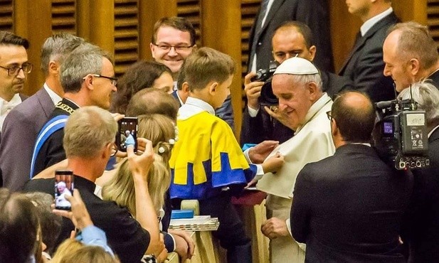 Papież Franciszek - Kawalerem Orderu Uśmiechu