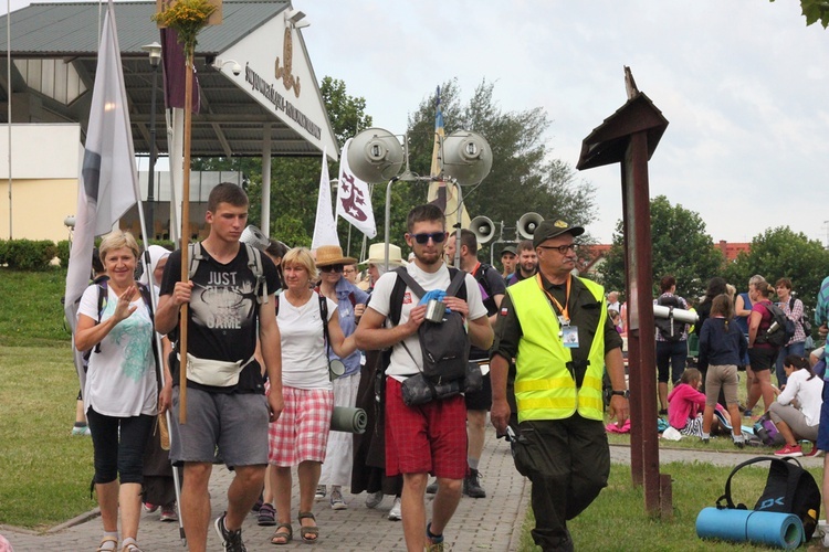 Z Trzebnicy w stronę Oleśnicy