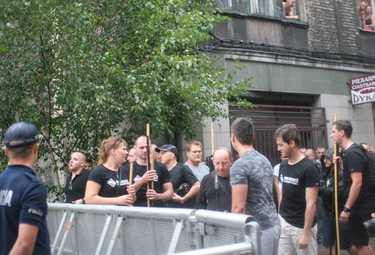 Protestowali przeciwko "Klątwie"