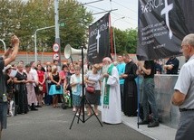 Protest przeciw "Klątwie"