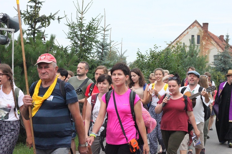 W okolicy Oleśnicy - przed i po