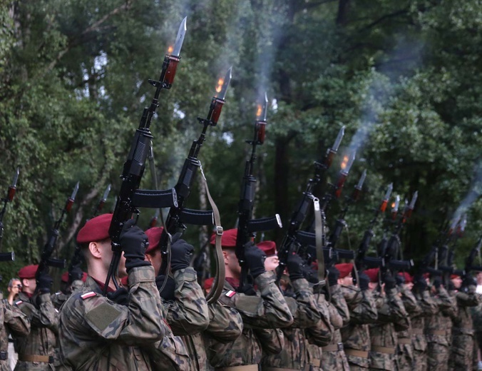 Capstrzyk przy kopcu Piłsudskiego