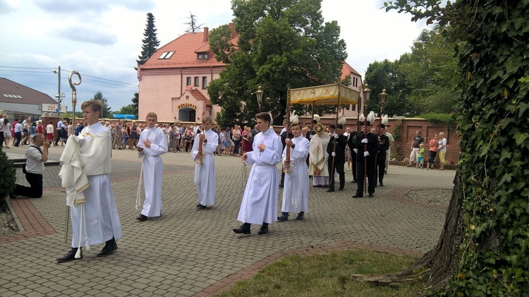 Odpust w par. Przemienienia Pańskiego w Bobrownikach