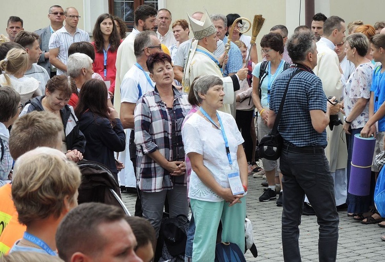 26. Piesza Pielgrzymka Bielsko-Żywiecka na Jasną Górę - Msza św. w Hałcnowie