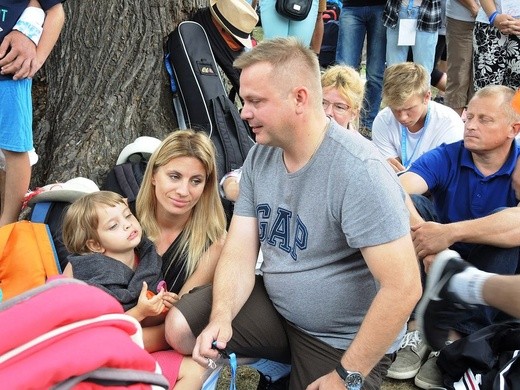 26. Piesza Pielgrzymka Bielsko-Żywiecka na Jasną Górę - Msza św. w Hałcnowie