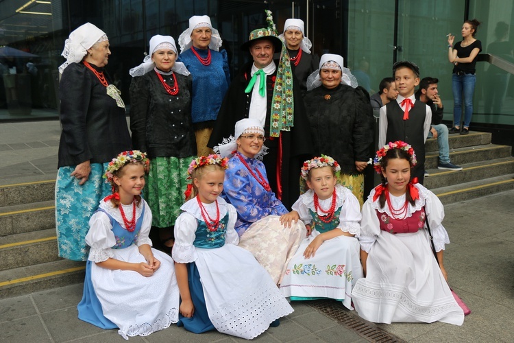 Spotkanie w strojach śląskich w Katowicach