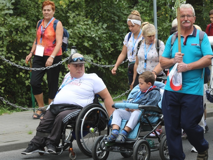 26. Pielgrzymka z Hałcnowa na Jasną Górę - 2017