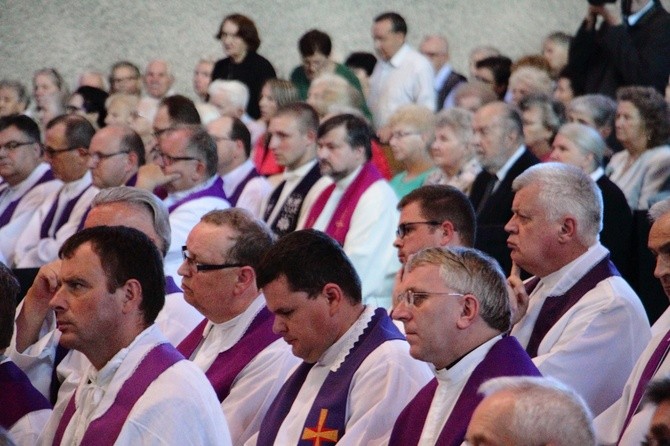 Uroczystości pogrzebowe śp. ks. Marka Leśniaka - Arka Pana