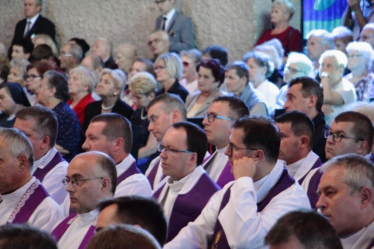 Uroczystości pogrzebowe śp. ks. Marka Leśniaka - Arka Pana