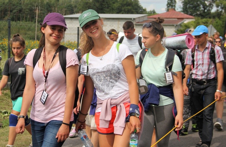 "Siedemnastki" w Lewiczynie. Pielgrzymkowy ślub