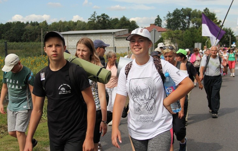 "Siedemnastki" w Lewiczynie. Pielgrzymkowy ślub