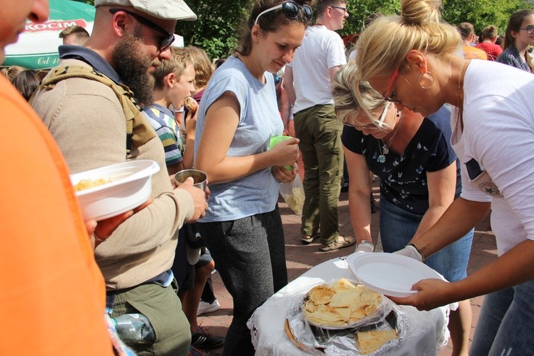 "Siedemnastki" w Lewiczynie. Pielgrzymkowy ślub
