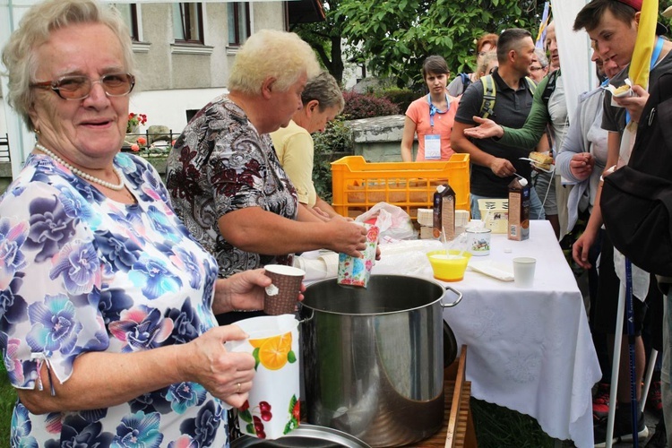 Postój pielgrzymów w Pisarzowicach - 2017