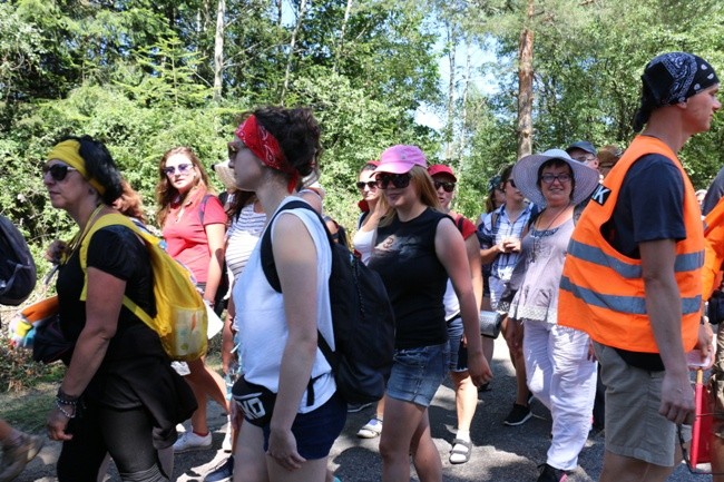 Kolumna radomska trzeci dzień w drodze