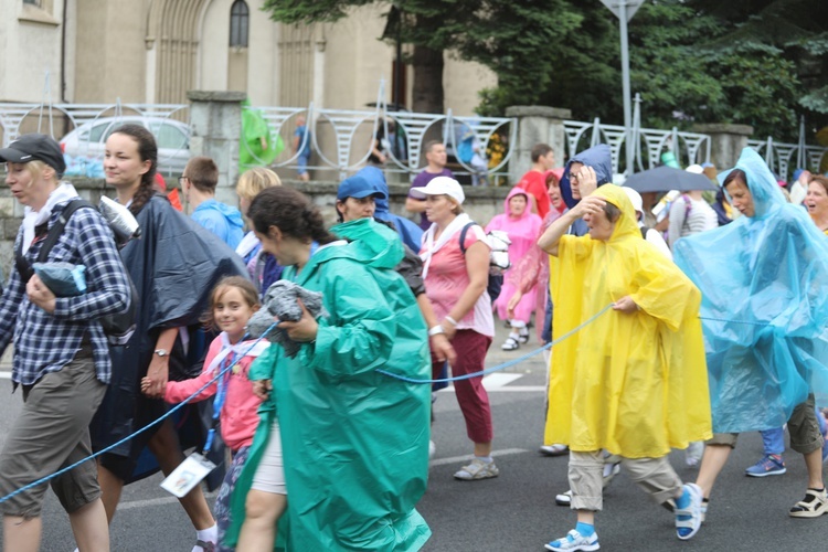 26. pielgrzymka z Hałcnowa na Jasną Górę - w Wilamowicach - 2017