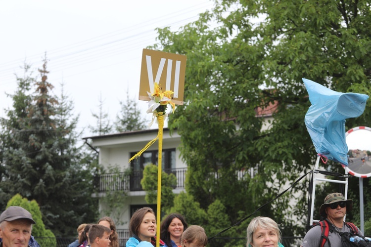 26. pielgrzymka z Hałcnowa na Jasną Górę - w Wilamowicach - 2017