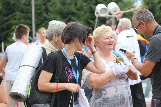 26. pielgrzymka z Hałcnowa na Jasną Górę - w Wilamowicach - 2017