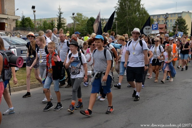 Kolumna opoczyńska w drodze na Jasną Górę