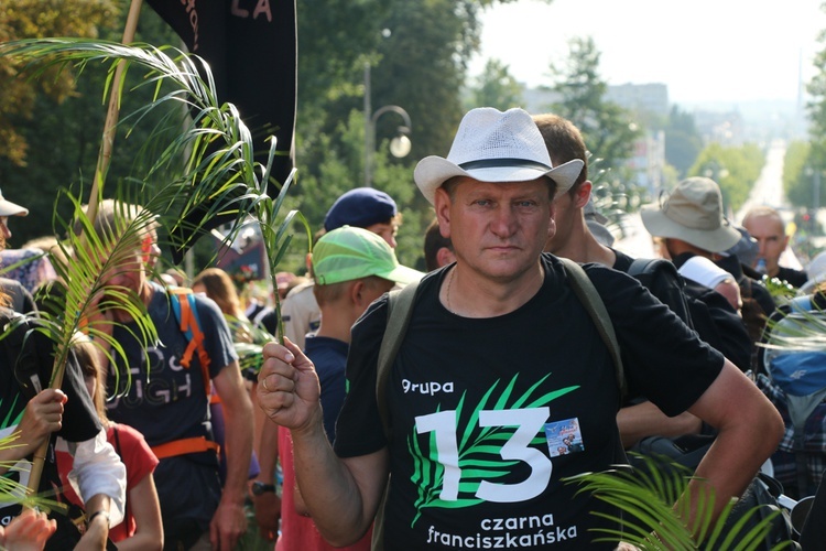 Wejście Pieszej Pielgrzymki Wrocławskiej na Jasną Górę cz.1